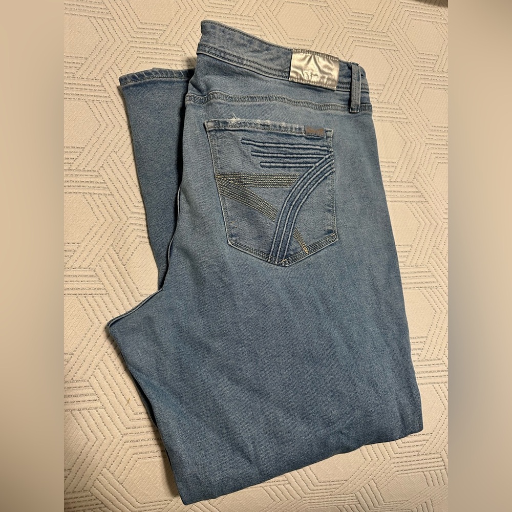 7FAMK Women’s